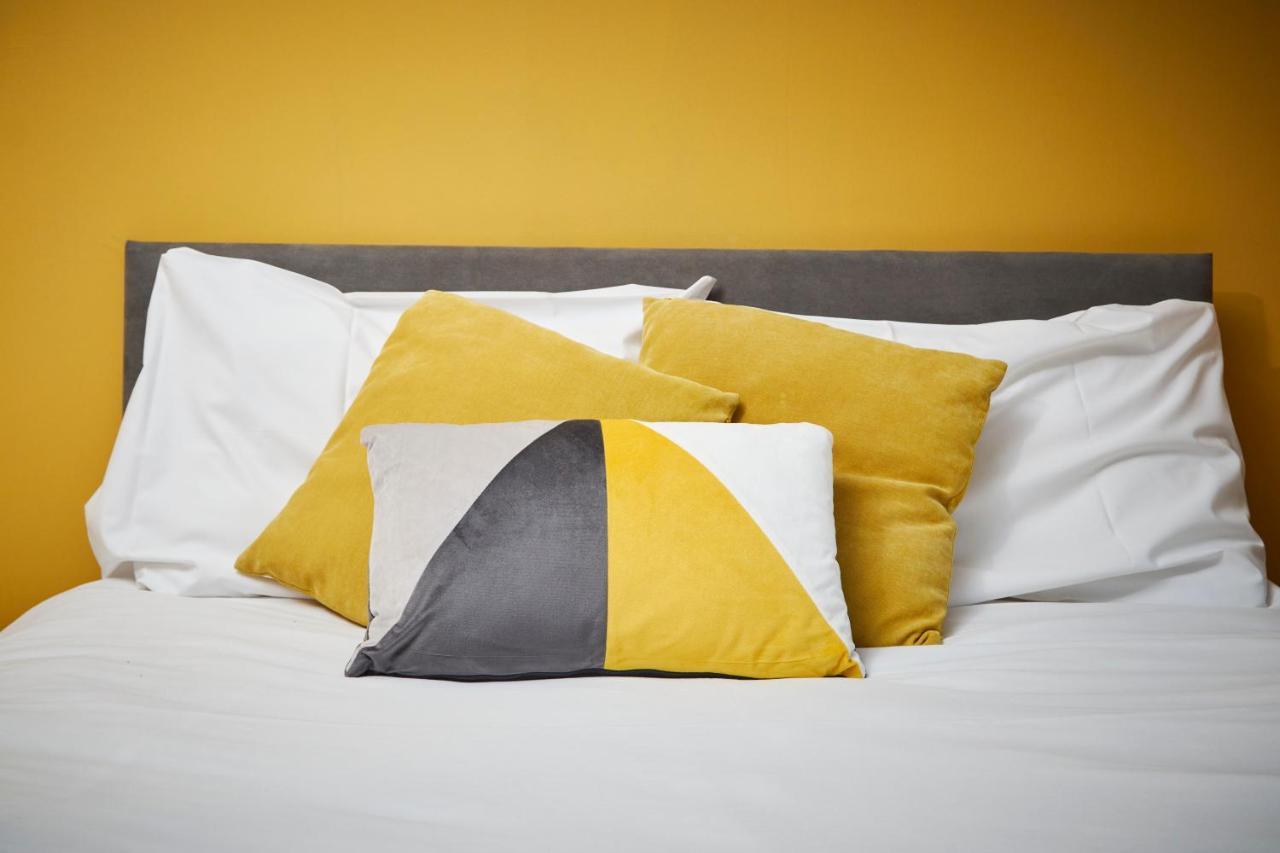 Stylish Manchester Gem - Sleeps 10! Luaran gambar