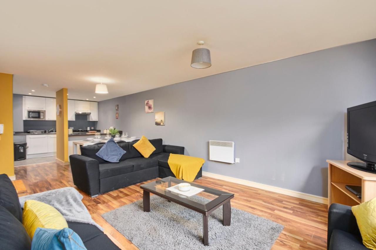 Stylish Manchester Gem - Sleeps 10! Luaran gambar