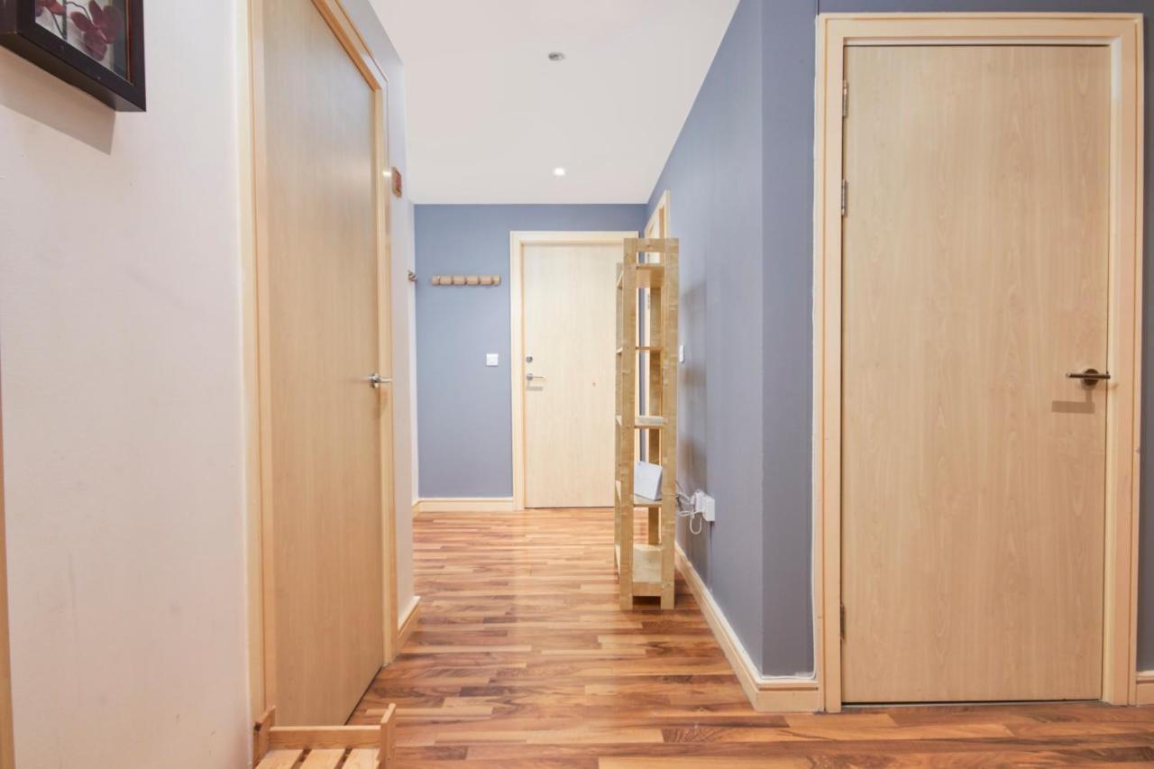 Stylish Manchester Gem - Sleeps 10! Luaran gambar